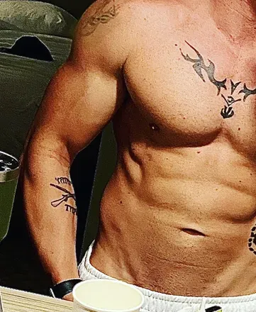 OnlyFans account  u28964237 avatar 1