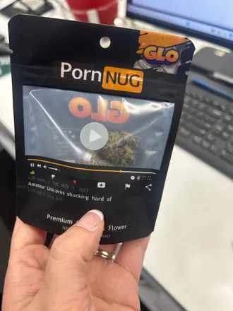 OnlyFans cuenta bigpeach28 header 2