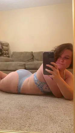 OnlyFans cuenta katiemaeafterdark header 2