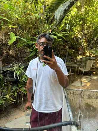 OnlyFans cuenta brownpussyboy header 2