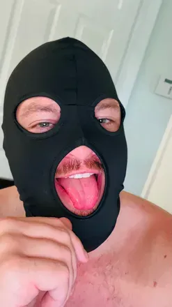 OnlyFans account  gloryholetodd avatar 1