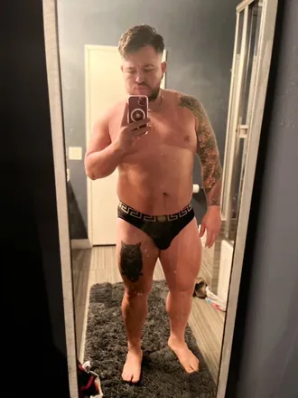 OnlyFans cuenta angelotheleatherguy header 2
