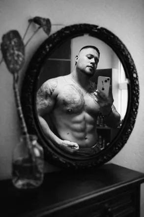 OnlyFans cuenta ares.haziel header 2