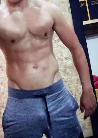 OnlyFans cuenta latinbottomcol avatar 1