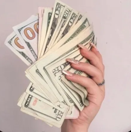 OnlyFans cuenta kaela1 header 2