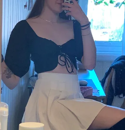 OnlyFans account  ari.ed avatar 1
