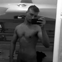 OnlyFans cuenta ryanakers avatar 1