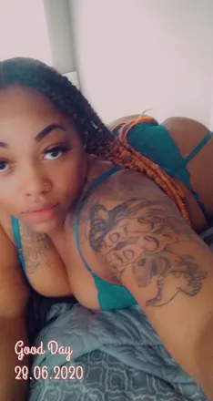 OnlyFans cuenta honeygurl123 header 2