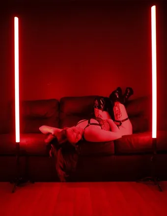 OnlyFans cuenta cannamilf91 header 2