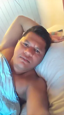 OnlyFans cuenta yo.3men2 header 2