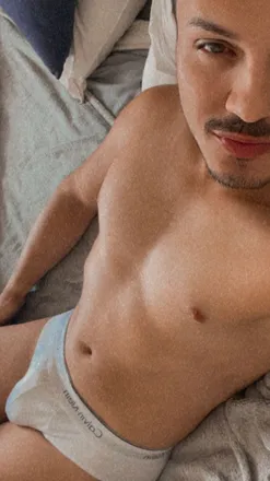 OnlyFans cuenta kevincast02 header 2