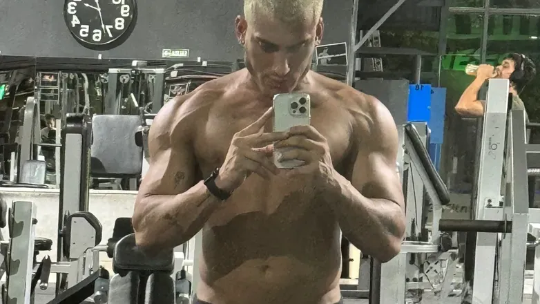 OnlyFans account  sheisheiu1 header 2