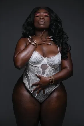 OnlyFans cuenta godivaaa92 header 2