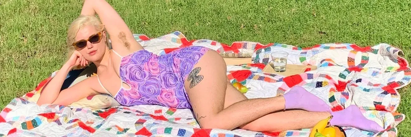 OnlyFans cuenta noseymosie header 2