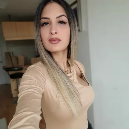 OnlyFans cuenta miapezzia avatar 1