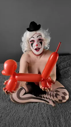 OnlyFans cuenta clownetowne header 2