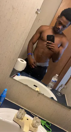 OnlyFans cuenta everettkapien1 header 2