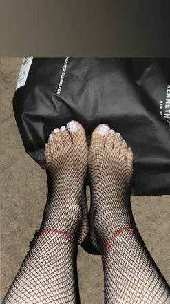 OnlyFans cuenta butterflyhfeet header 2