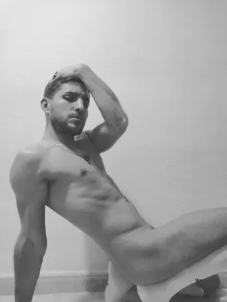 OnlyFans cuenta u8002676 header 2