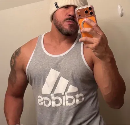 OnlyFans cuenta robrazil0731 avatar 1