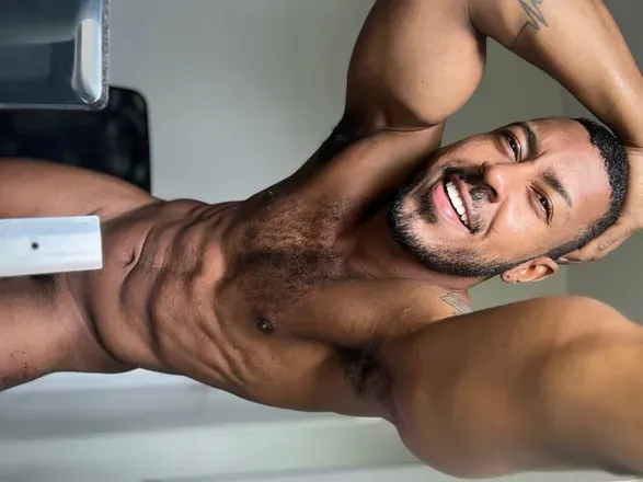 OnlyFans cuenta tonoliverr header 2
