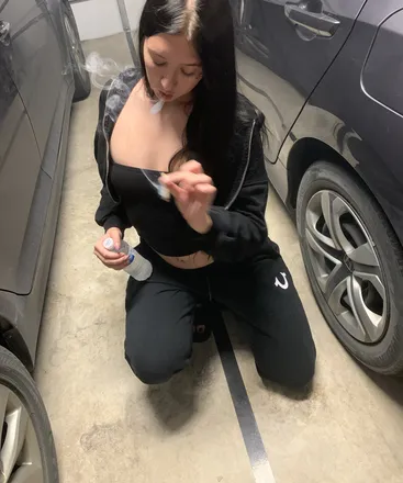 OnlyFans account  snowbunny_2399 header 2
