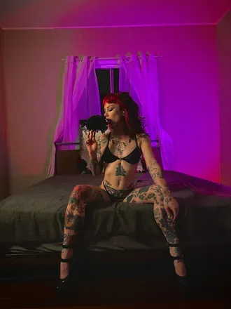 OnlyFans cuenta illicit_ivyxx avatar 1