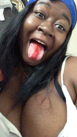 OnlyFans cuenta tyreka45 avatar 1