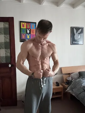 OnlyFans cuenta muscuben header 2
