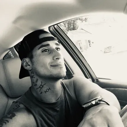 OnlyFans cuenta veloniousactivity header 2