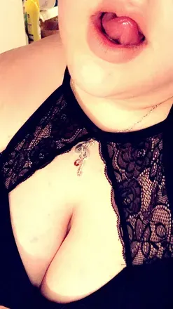 OnlyFans cuenta lil1parisa avatar 1