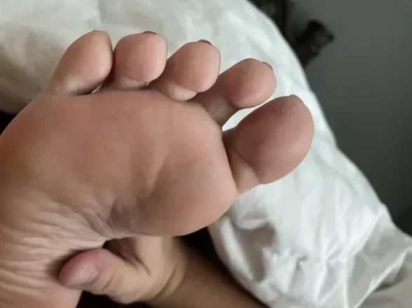 OnlyFans account  softsolezz header 2