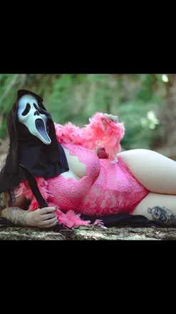 OnlyFans cuenta spookymama header 2