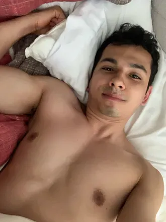 OnlyFans cuenta ugom205 avatar 1
