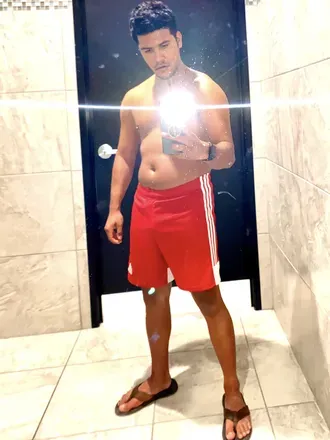 OnlyFans cuenta uncut_papi avatar 1