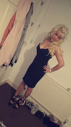OnlyFans cuenta raunchy_blondie header 2