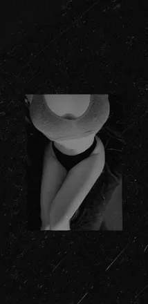 OnlyFans cuenta laraa.4 header 2