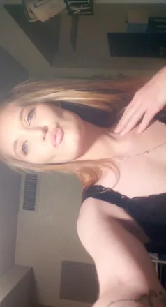 OnlyFans cuenta itzmebaby header 2