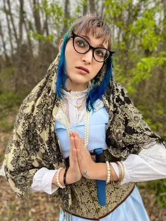 OnlyFans account  flowergothroze avatar 1