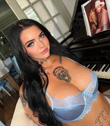 OnlyFans cuenta violetshayexo avatar 1