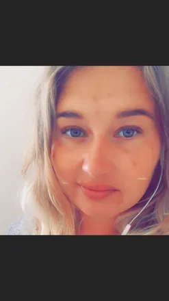 OnlyFans cuenta justanordinarygirl header 2