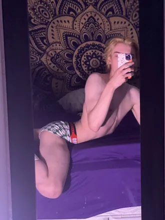 OnlyFans cuenta tommy_boi01 header 2