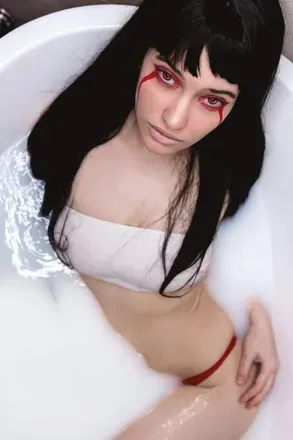 OnlyFans cuenta illy_thecursedgirl avatar 1