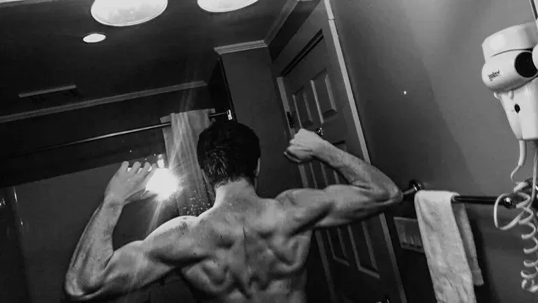 OnlyFans account  ryanolson header 2