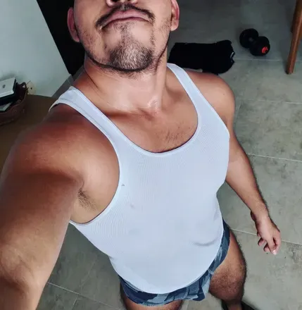 OnlyFans account  ffeelix avatar 1
