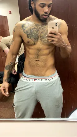 OnlyFans cuenta u104697593 header 2