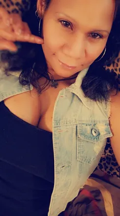 OnlyFans cuenta theonetheywanta_know_abt header 2