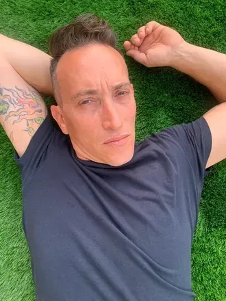 OnlyFans cuenta ari79 header 2