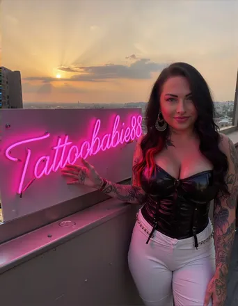 OnlyFans cuenta tattoobabie08 header 2