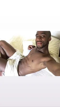 OnlyFans cuenta negroxxxxx header 2